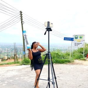 Efua Trendy Tripod